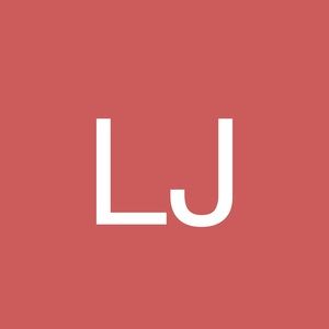 Meet your Posher, Laurisa